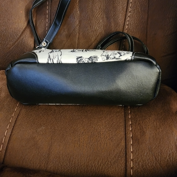 Handcrafted Dog Crossbody NWOT - Picture 7 of 7